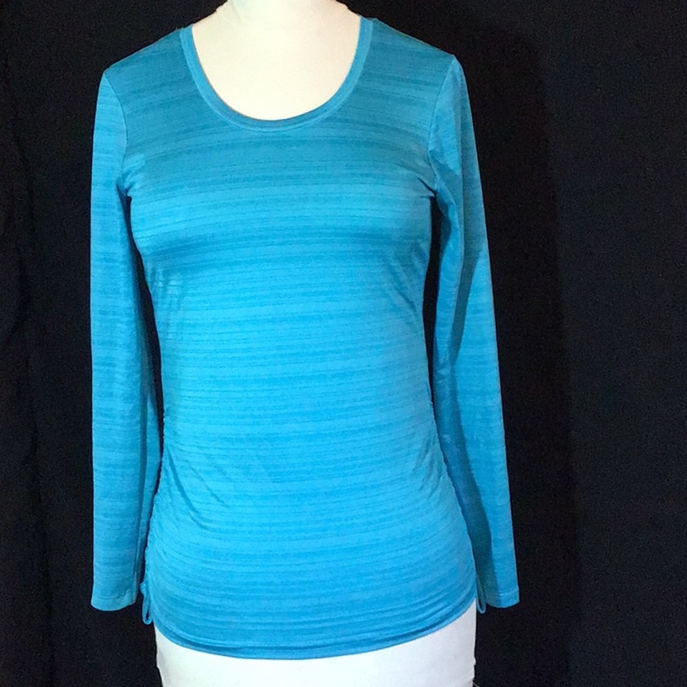 Turquoise Active Wear Shirt🎾🏈🏀🥎⚽️